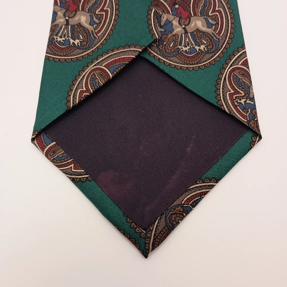 Vintage Pierre Cardin Mens 100% Silk Green Dog Hunting Neck Tie Made In USA - Picture 4 of 11